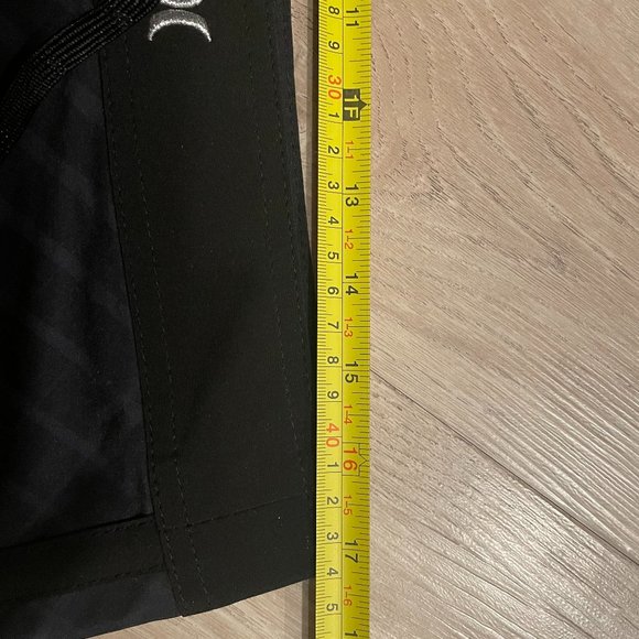 Hurley 34 Inch Black & Grey Stripe Board Shorts - Picture 11 of 11